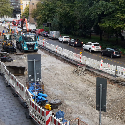 Construction work on Altstadt-Radlring in Blumenstrasse, 2020