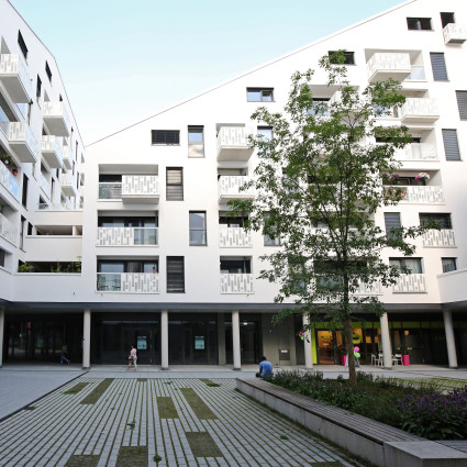 Inner courtyard of the 'Vier-Schanzen-Haus', 2017