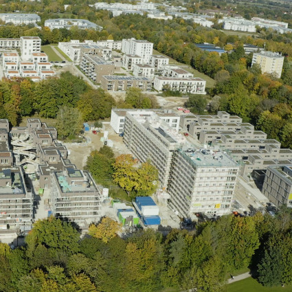 This aerial photo from 2019 shows the large stand of trees in Prinz-Eugen-Park.