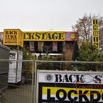 As an event project, the Backstage has been around since 1991. After several changes of location, the Backstage found a new home near the Friedenheimer Brücke in 2007.