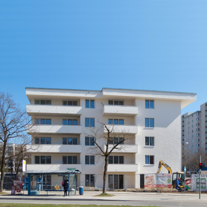 Bei der Nachverdichtung am Oskar-Maria-Graf-Ring wurde ein Gebäude hinzugefügt, 2019.