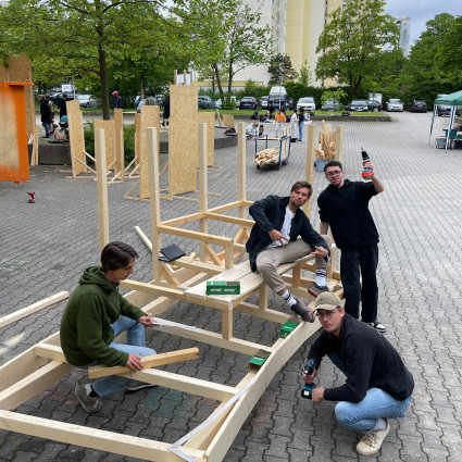 CHILLspORT geht auf eine Initiative des inzwischen beendeten EU-Projekts "Creating NEBourhoods Together" zurück.