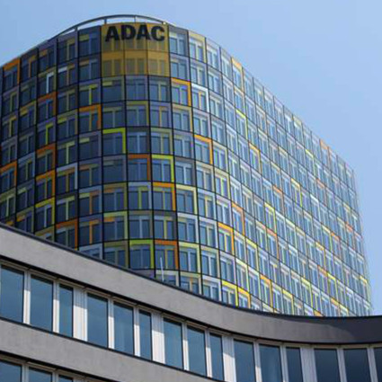 Facade of the ADAC headquarters with 22 different colors