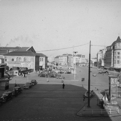 Bahnhofplatz, 1954