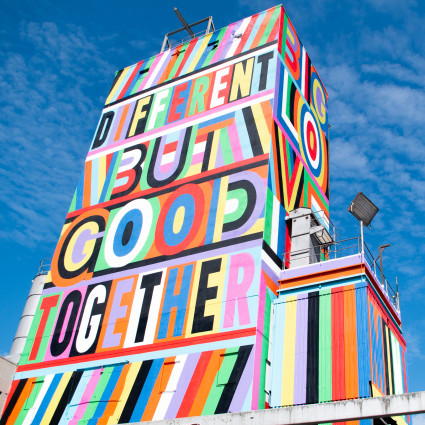 Lakwena Turm des Sugar Mountain