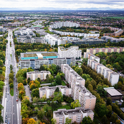 View of Ständlerstraße (left) and Vier-Schanzen-Haus and Wohnring (top right)