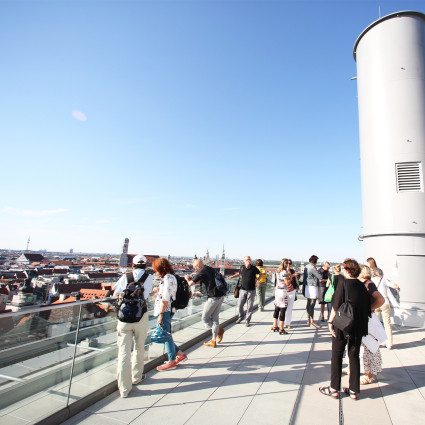 The roof terrace with a view over Munich